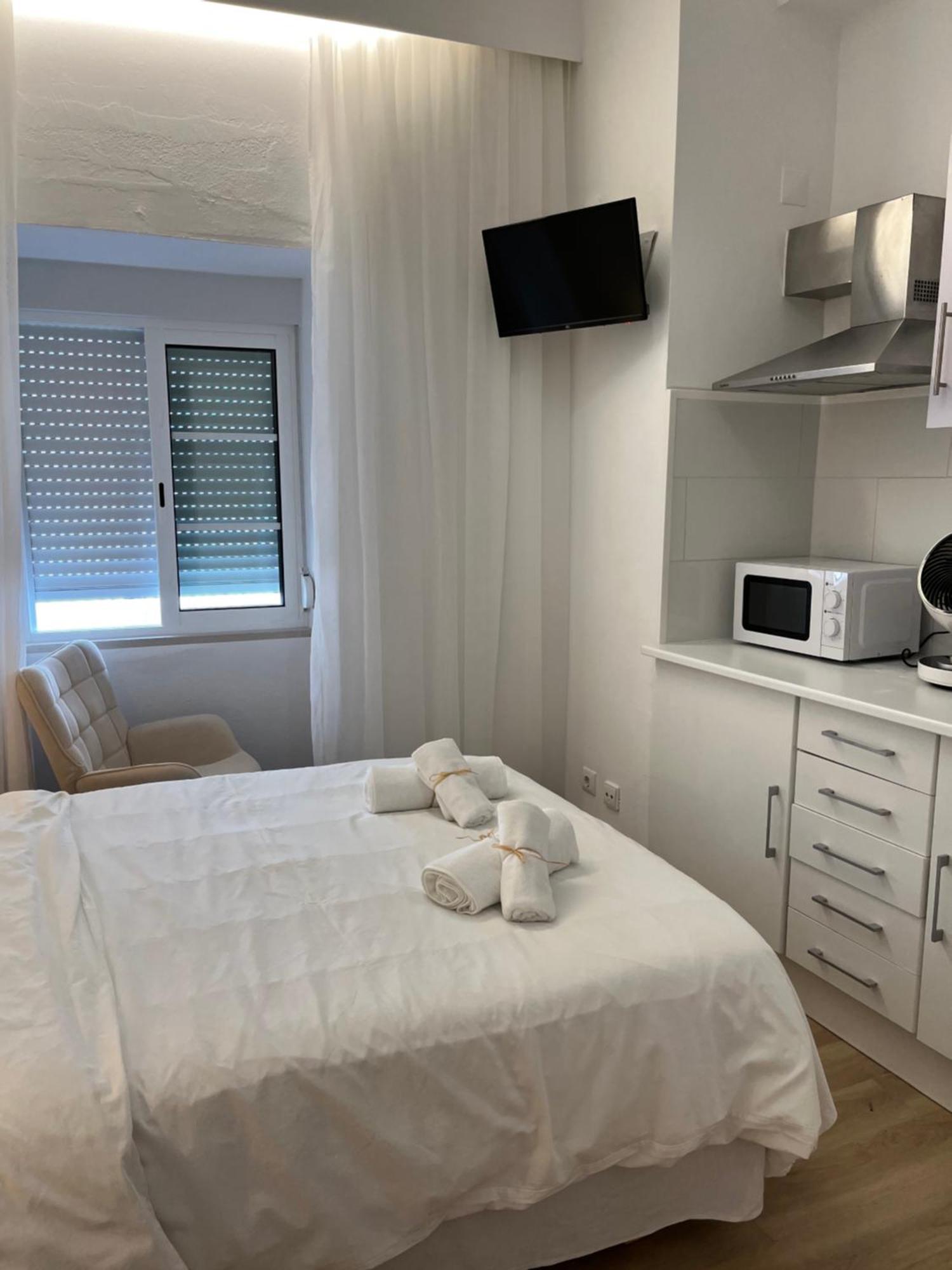 Bora Hostal Lagos