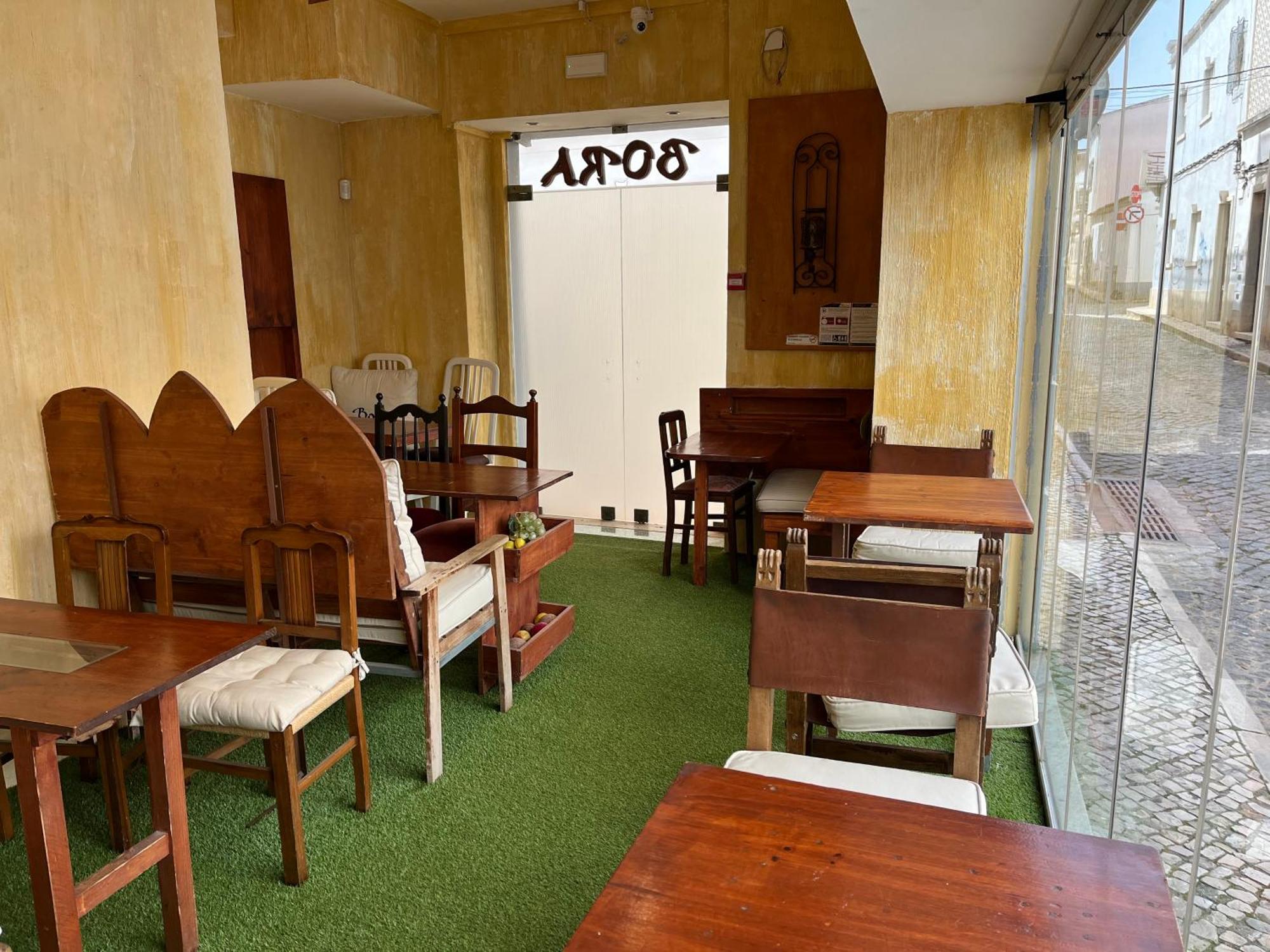 Bora * Lagos